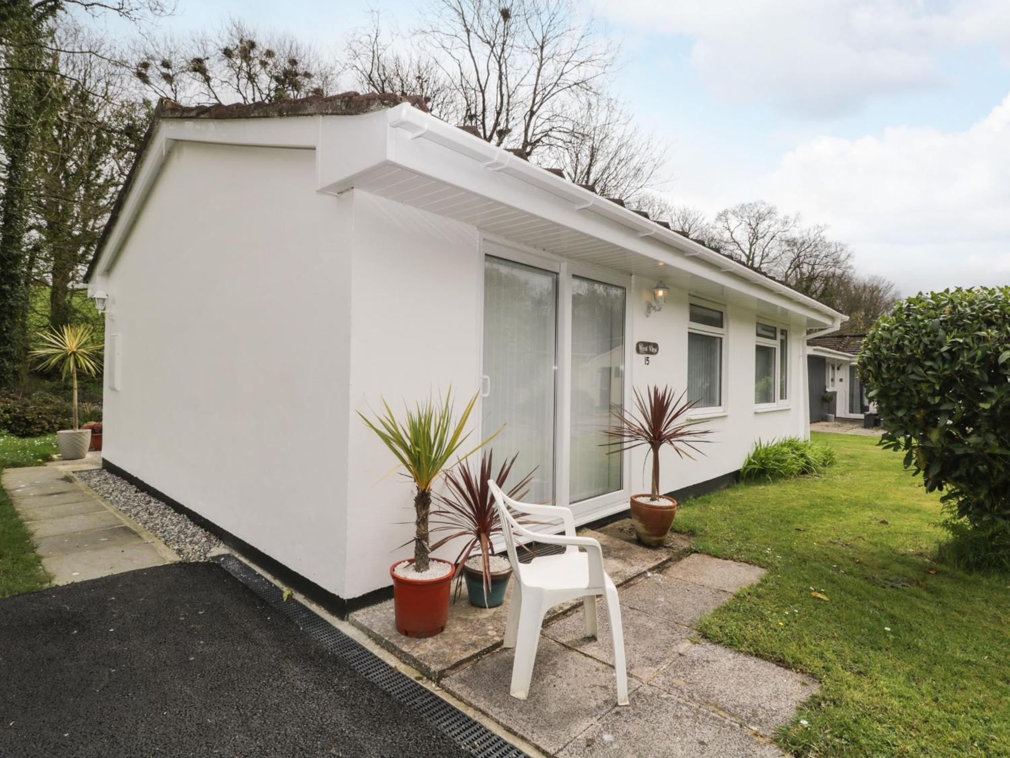 Westview Villa Liskeard Exterior photo